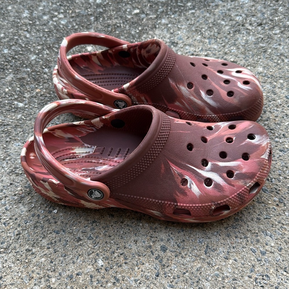 Crocs size boys size 6